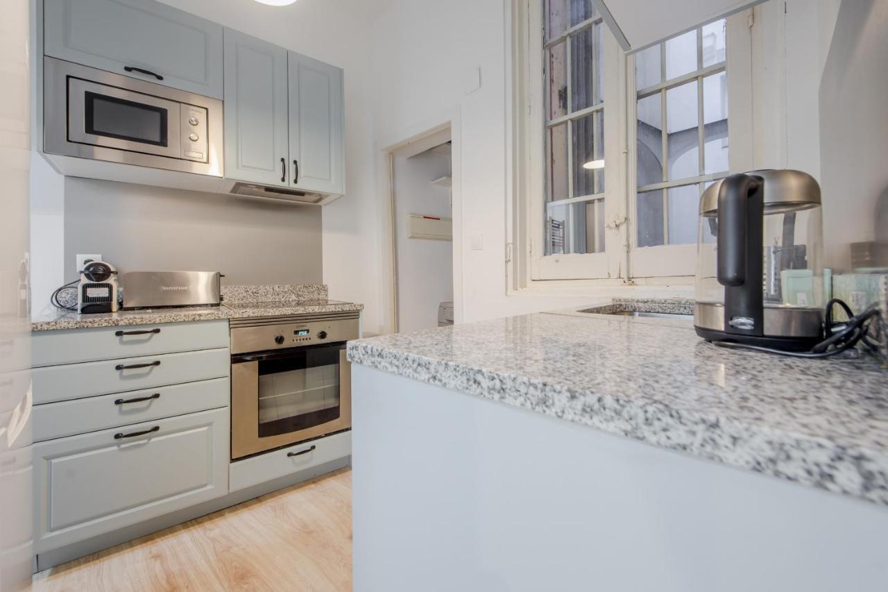 Premium Apt Para 9P En C/Olmo - Centro De Madrid Ngoại thất bức ảnh