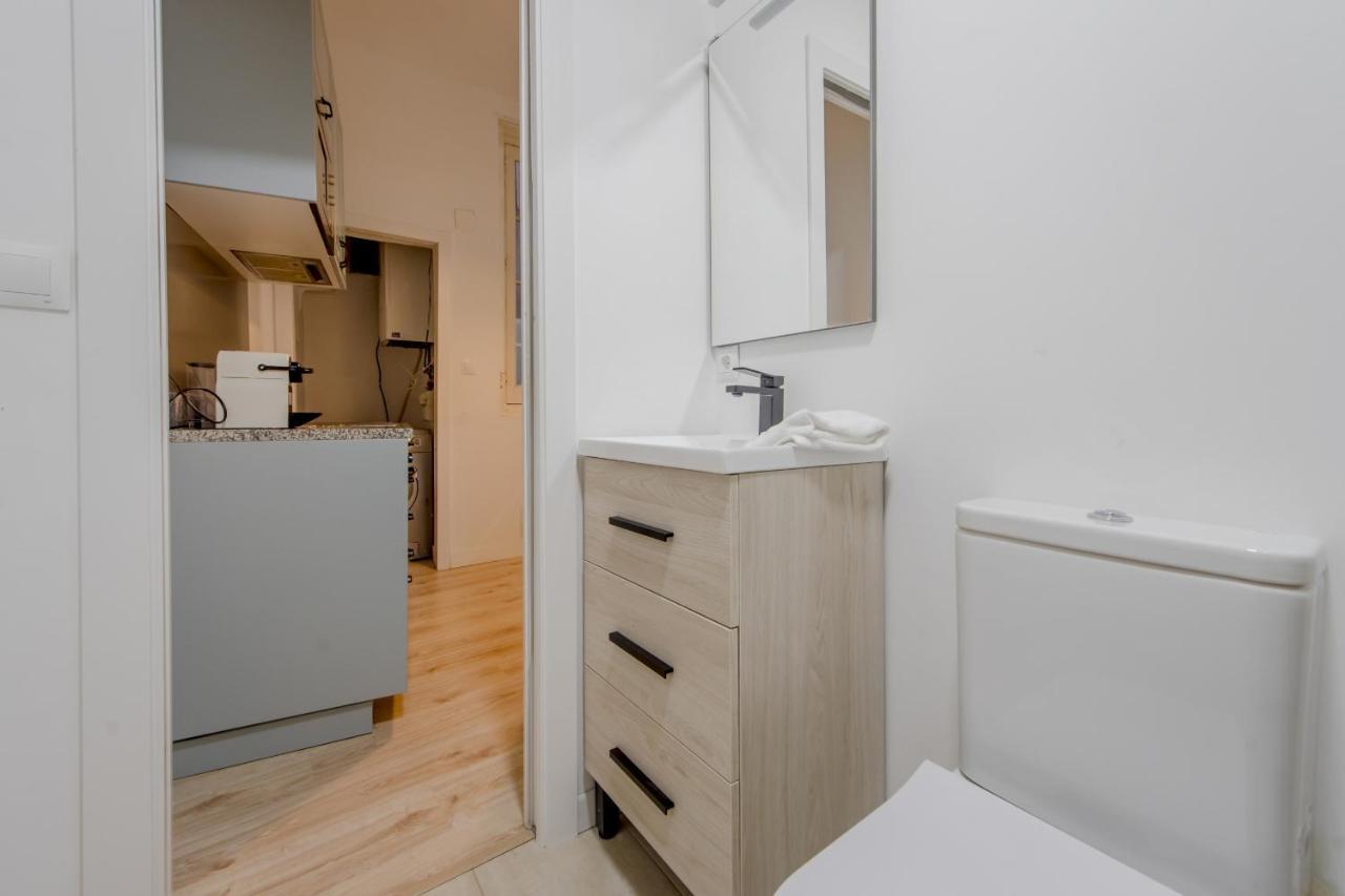 Premium Apt Para 9P En C/Olmo - Centro De Madrid Ngoại thất bức ảnh