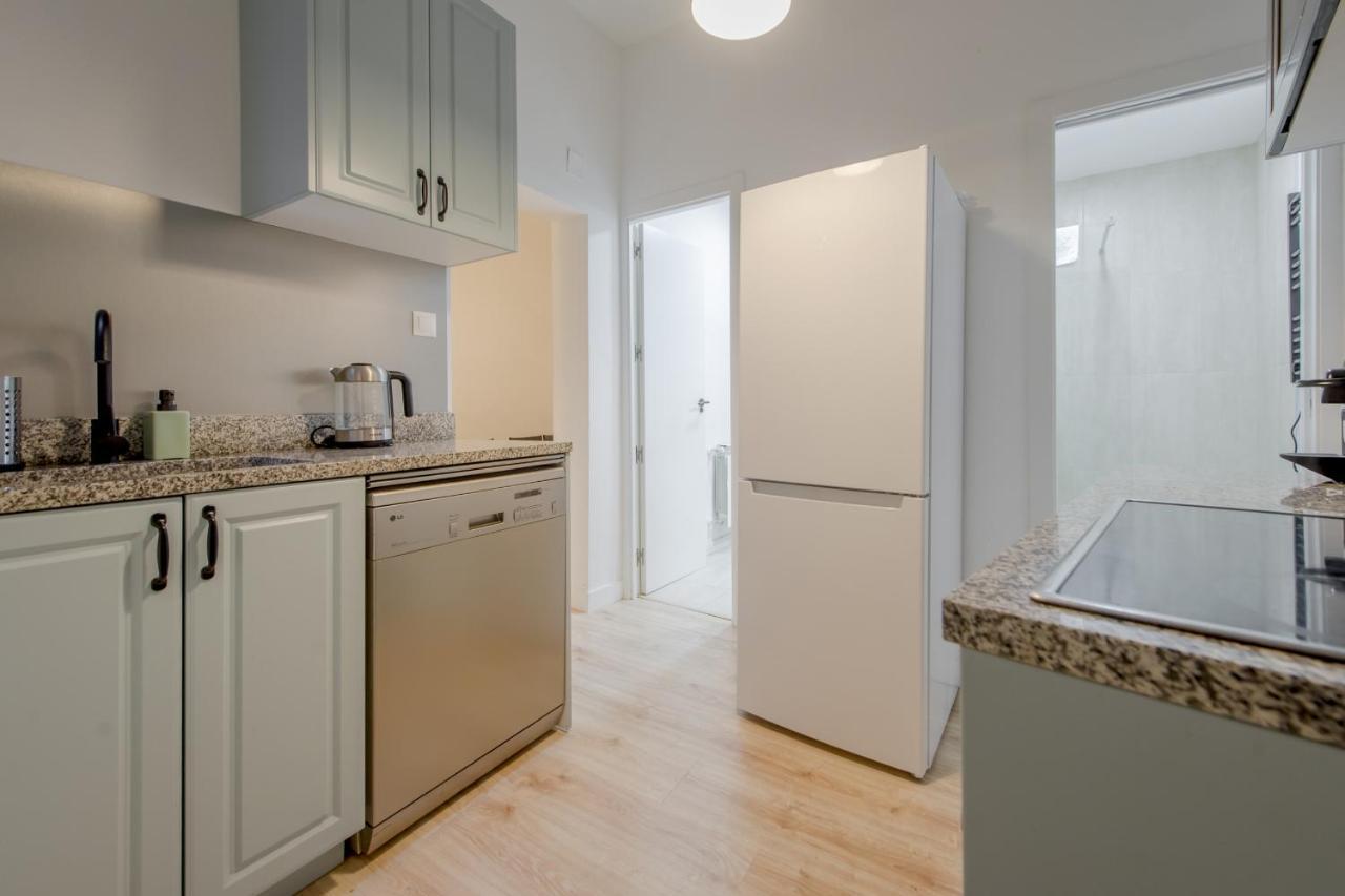 Premium Apt Para 9P En C/Olmo - Centro De Madrid Ngoại thất bức ảnh