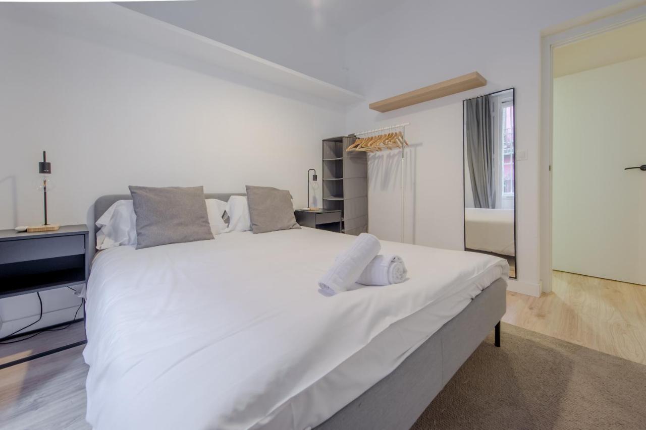 Premium Apt Para 9P En C/Olmo - Centro De Madrid Ngoại thất bức ảnh